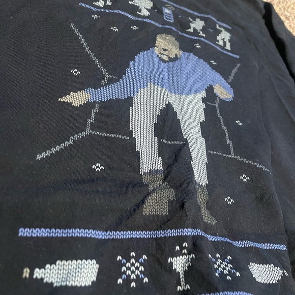 Drake Christmas sweatshirt - Picture 2 of 3